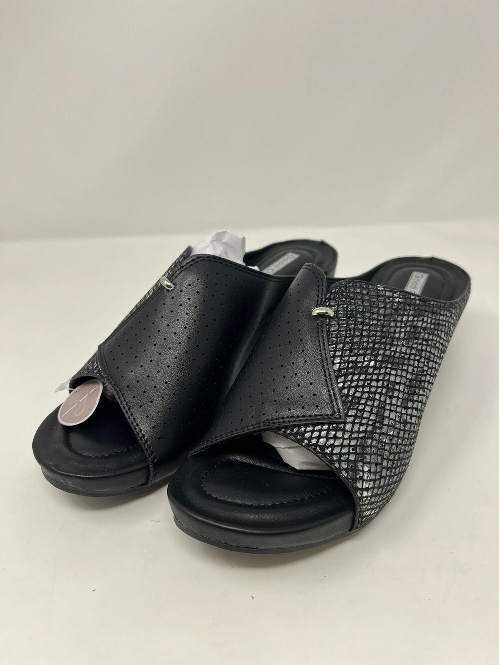 GC Good Choice Women's 8.5 Dacia Black Slip On Sandals